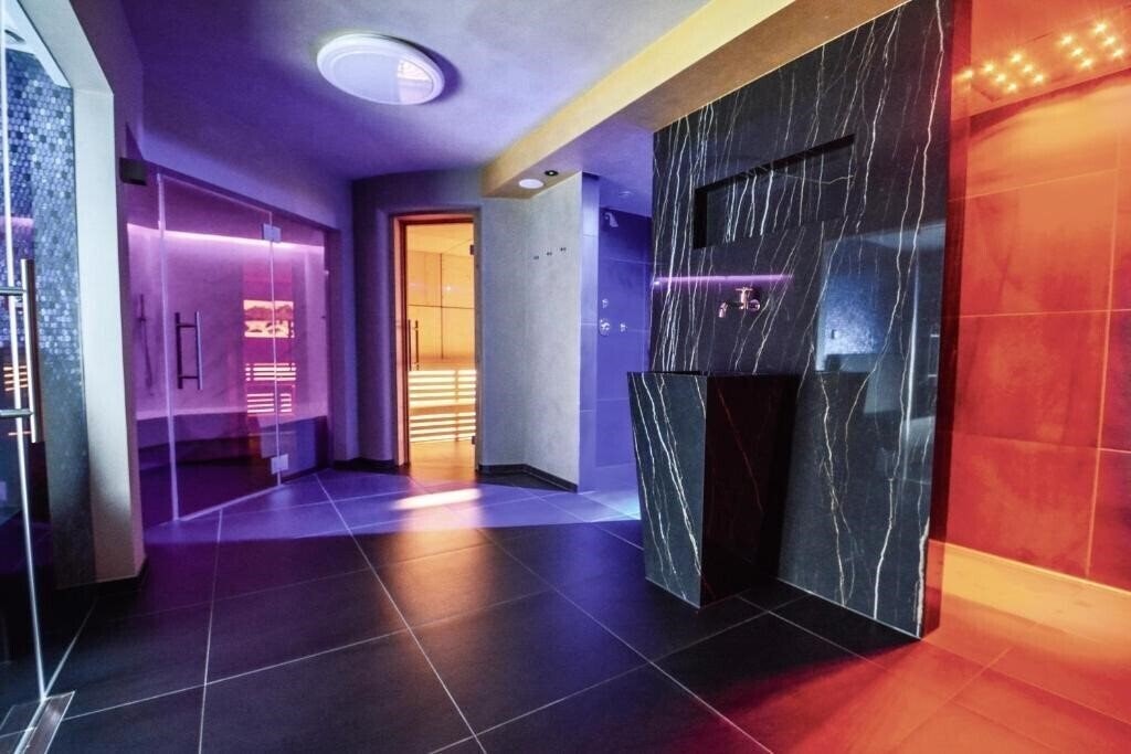 Фотография Luna Mondschein 4*