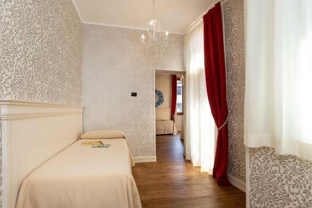 Фотография Charming Palace Santa Fosca Venice 3*