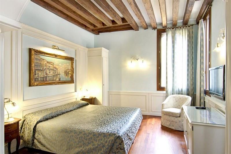 Фотография Palazzo La Scala 4*
