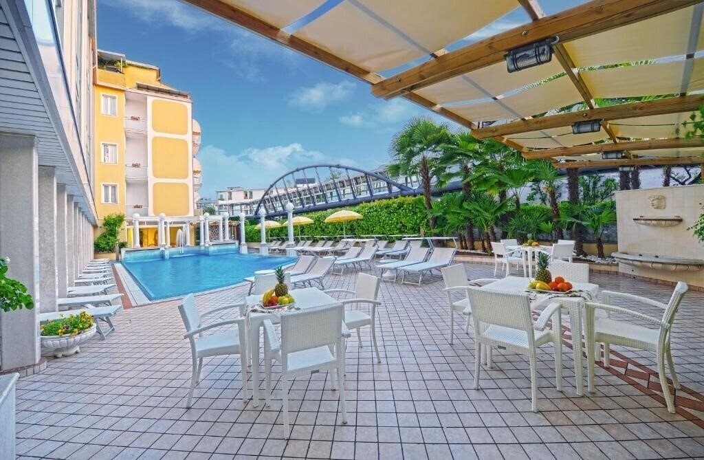 Отель Aurora (Abano Terme) 3*