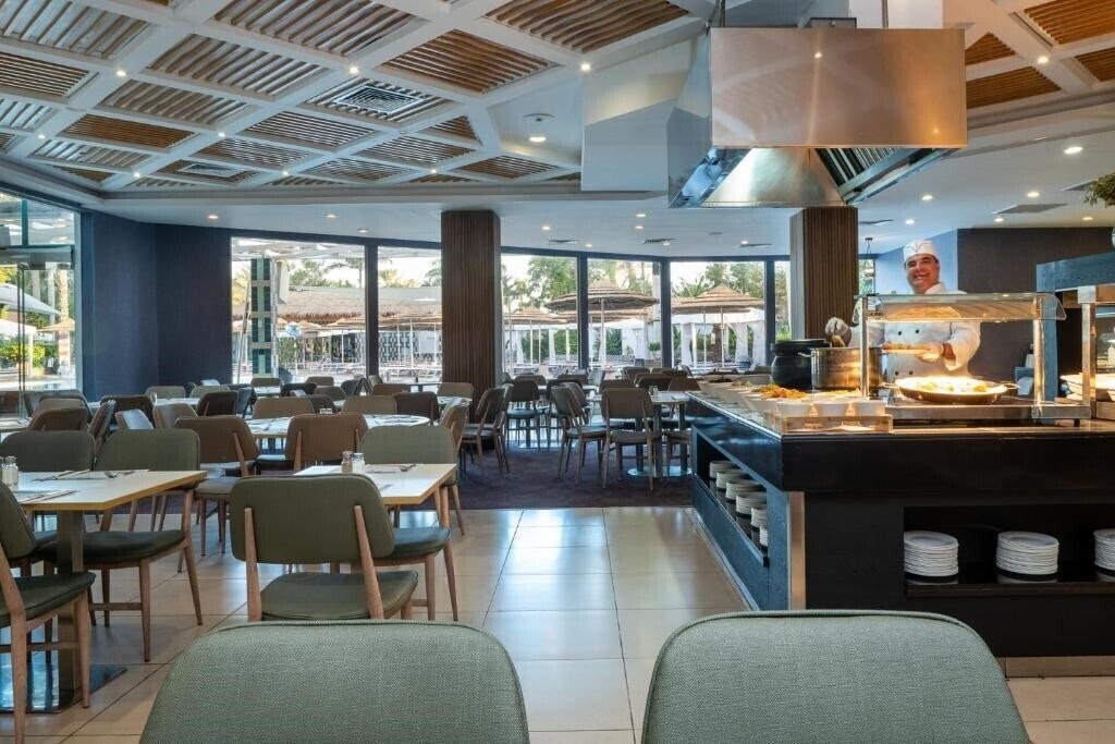 Картинка Leonardo Inn Astral Village 3*