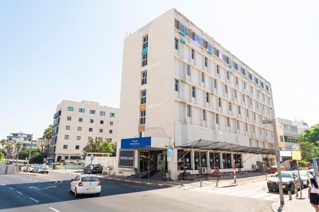 Отель Leonardo Basel 4*