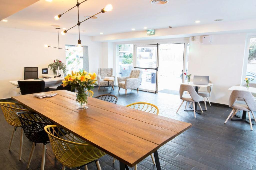 Отель Savoy Tel Aviv 4*