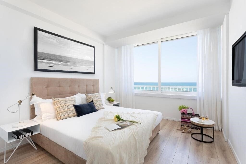 Отель Sea Executive Suites 4*