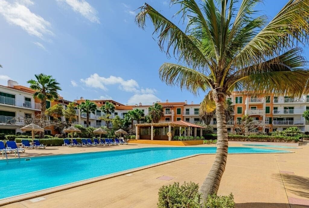 Отель Agua Hotels Sal Vila Verde 4*