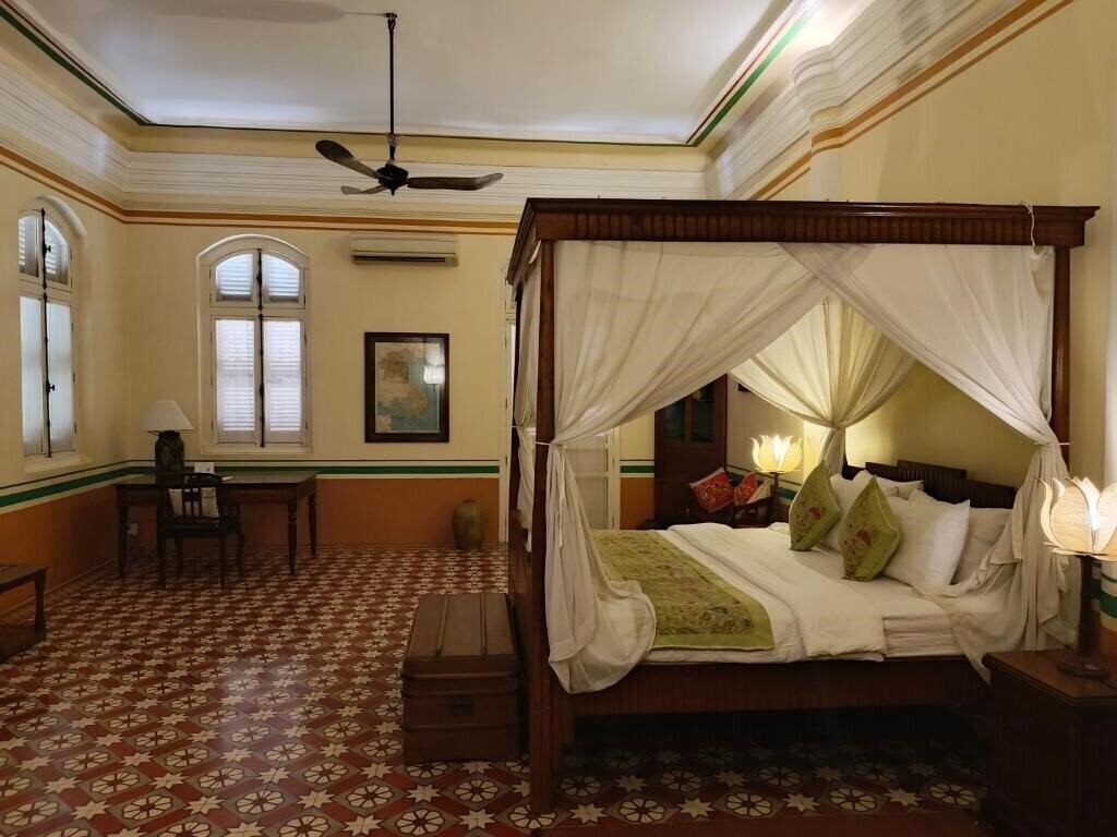 Отель La Villa 3*