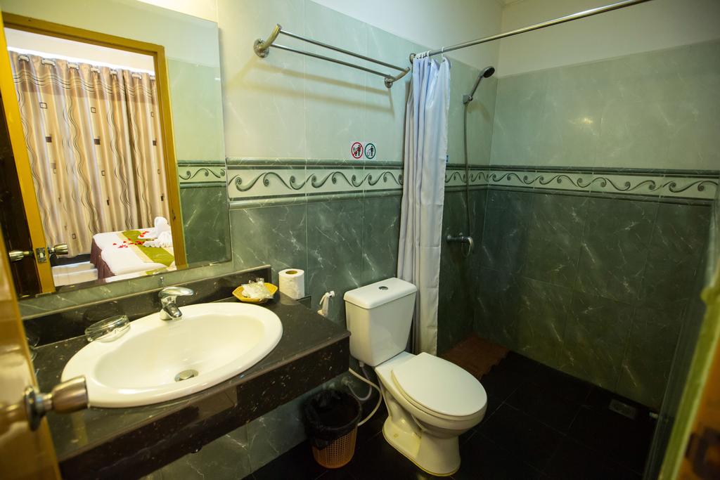 Фотография Hang Neak Hotel 3*