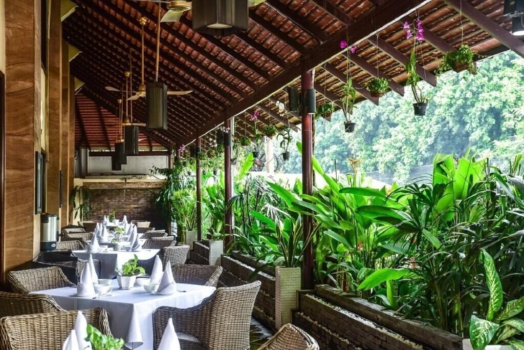 Изображение Almond Hotel 3*