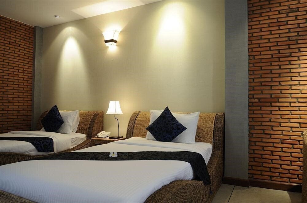 Изображение Frangipani Fine Arts 3*