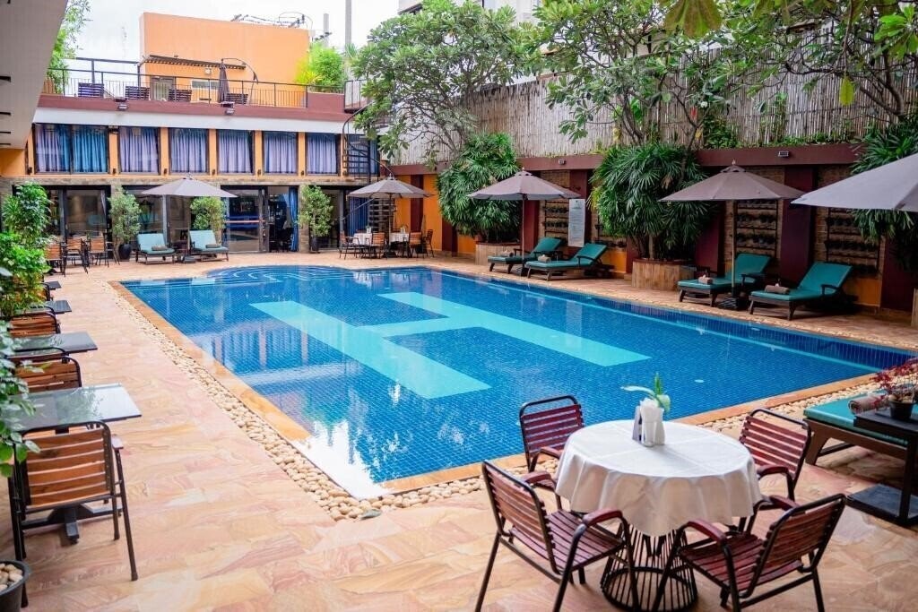 Отель Angkor Home 3*