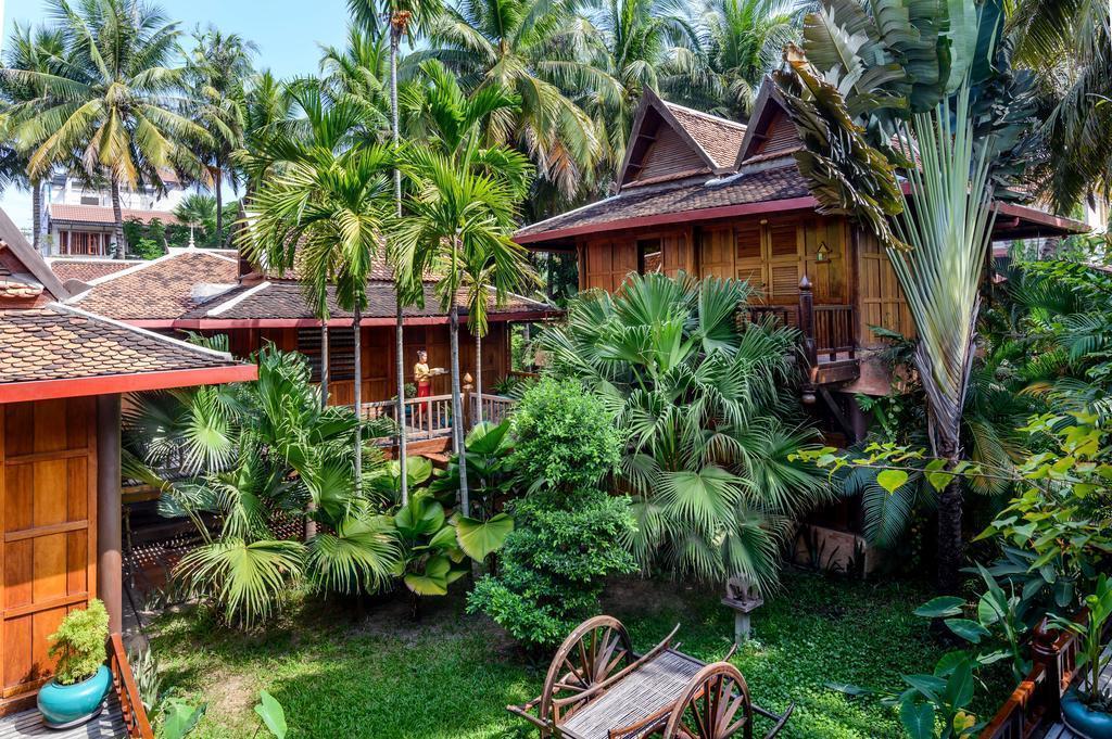Отель Angkor Village 4*