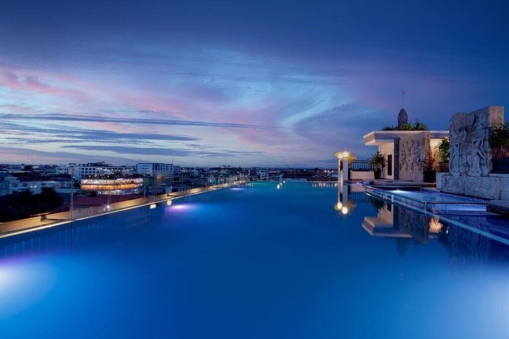 Отель Two Seasons Siem Reap 5*