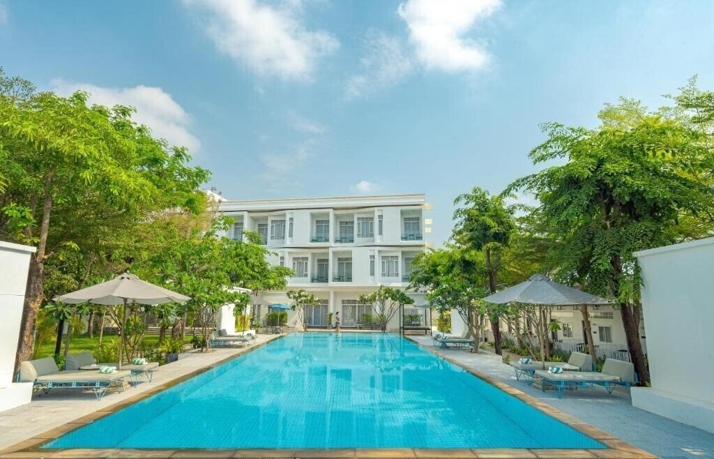 Фото Elysium Suite Siem Reap 4*