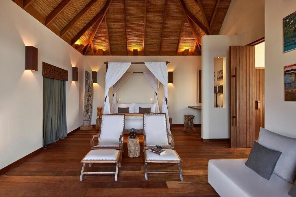 Фото Song Saa Private Island 5*