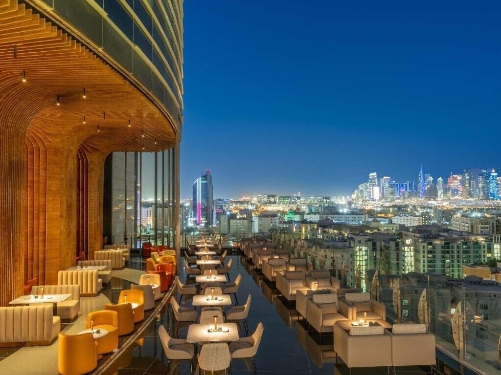 Отель La Cigale Hotel 5*