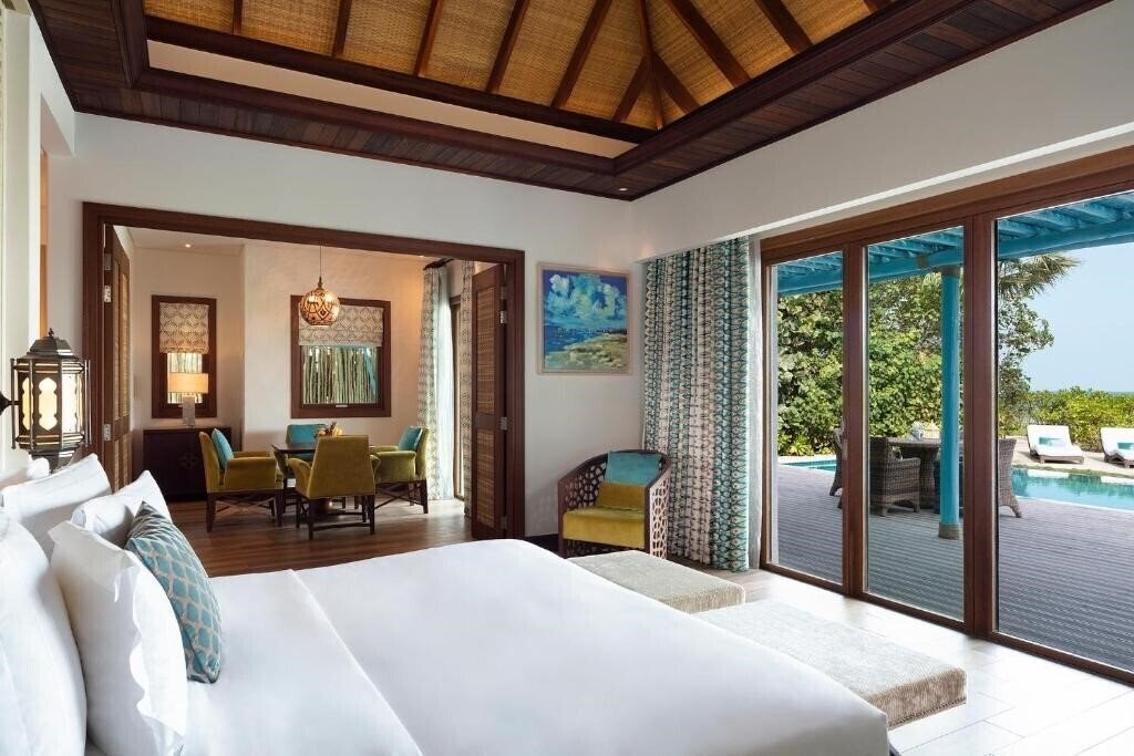 Фото Banana Island Resort by Anantara 5*