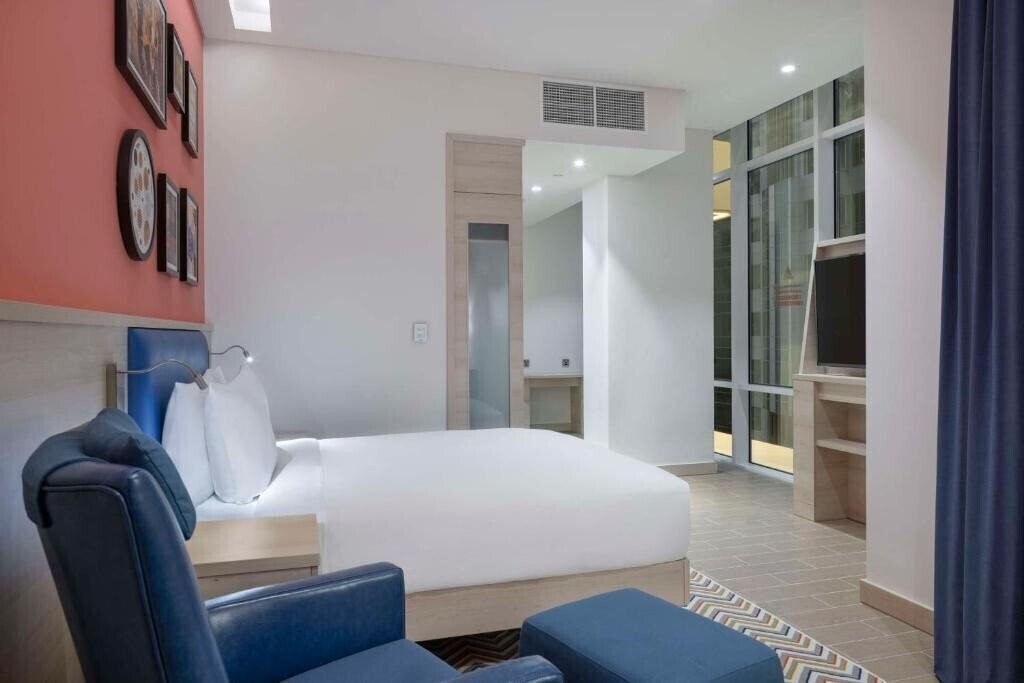 Фото Hampton By Hilton Doha Old Town 3*