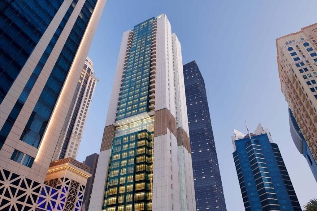 Отель Elements City Cente 5*