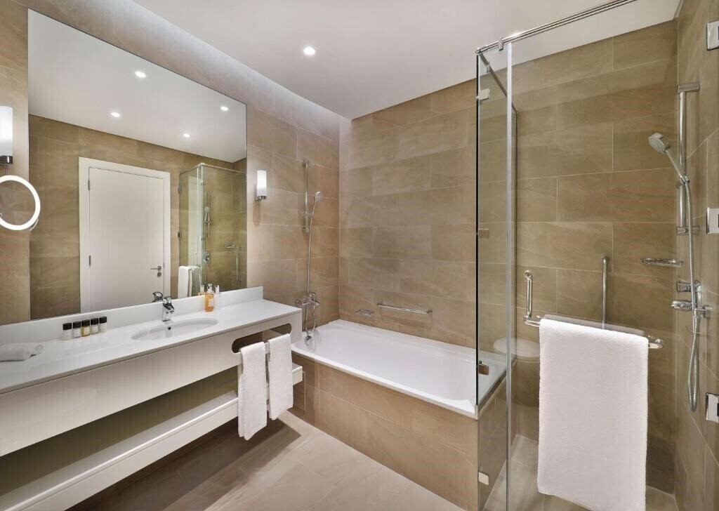 Фотография Aleph Doha Residences, Curio Collection By Hilton 5*