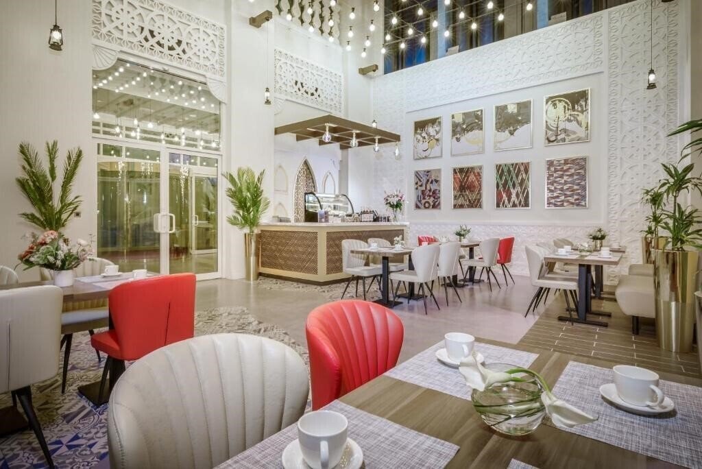 Картинка Central Inn Souq Waqif 3*
