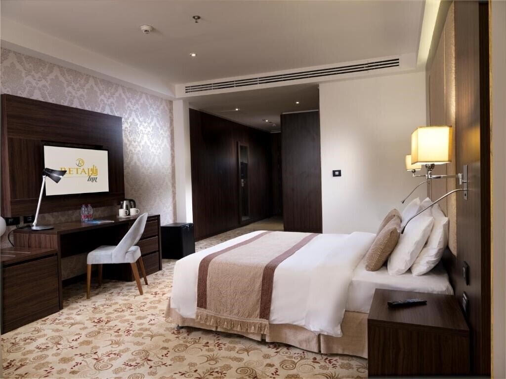 Отель Retaj Inn Al Wakrah 3*