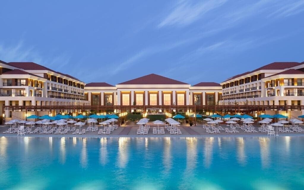 Отель Rixos Aktau 5*