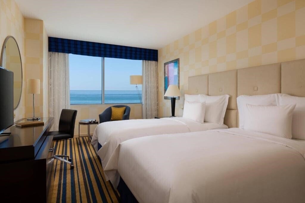 Изображение Renaissance Aktau 5*