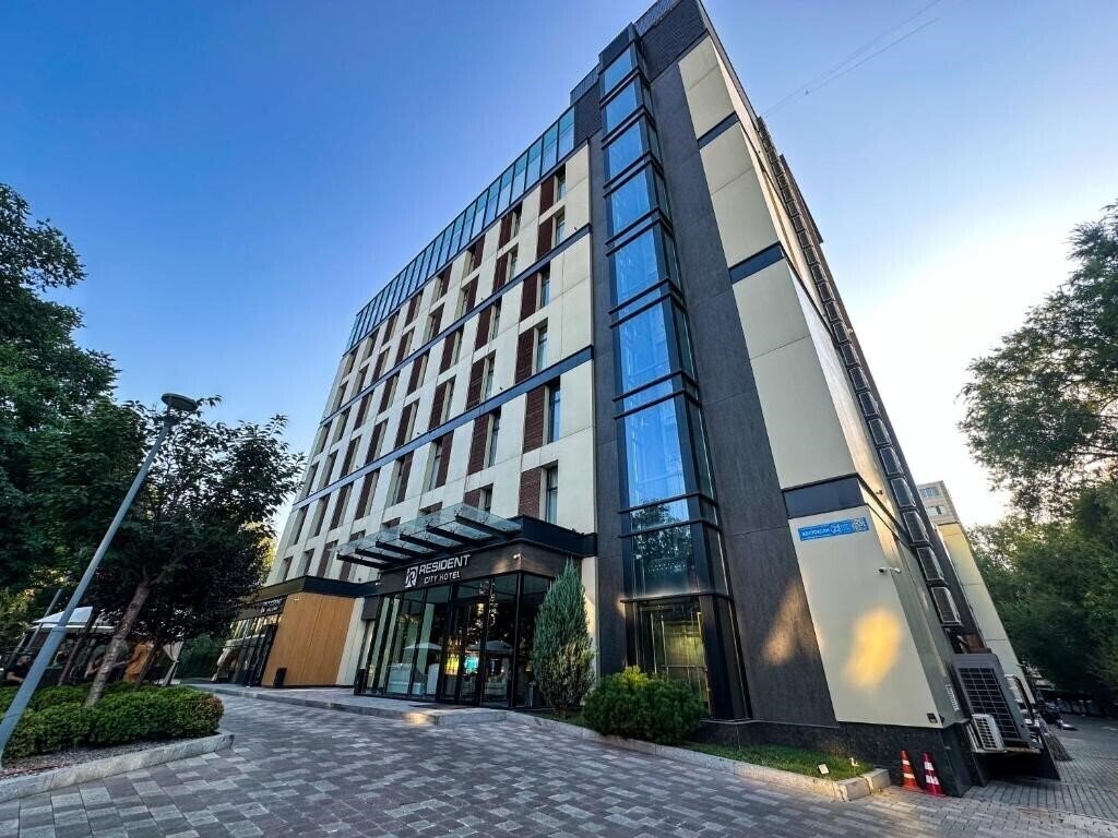 Отель Resident City Hotel 4*
