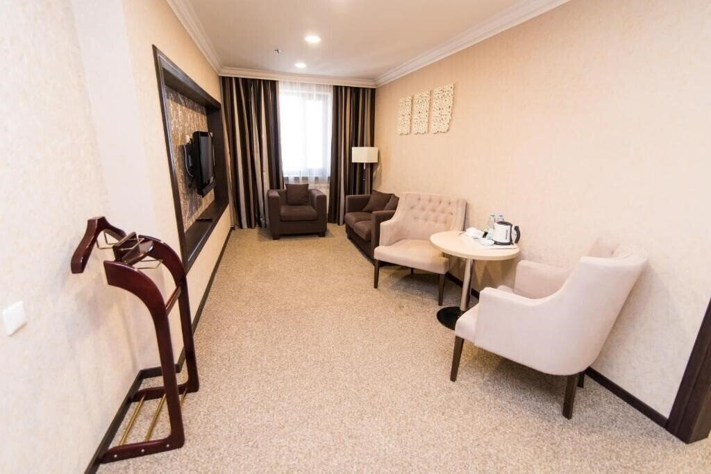 Фото King Hotel 4*