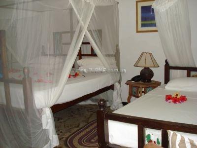 Отель Sandies Coconut Village 3*