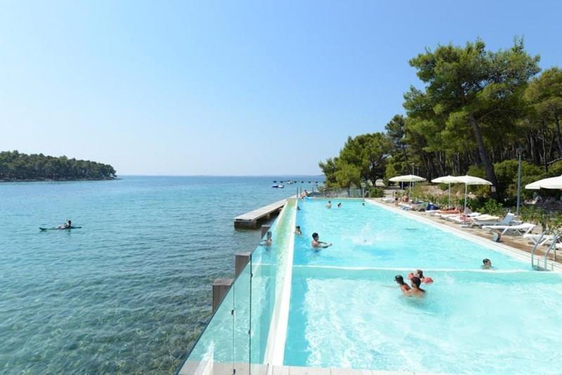 Фото Crvena Luka Resort 4*