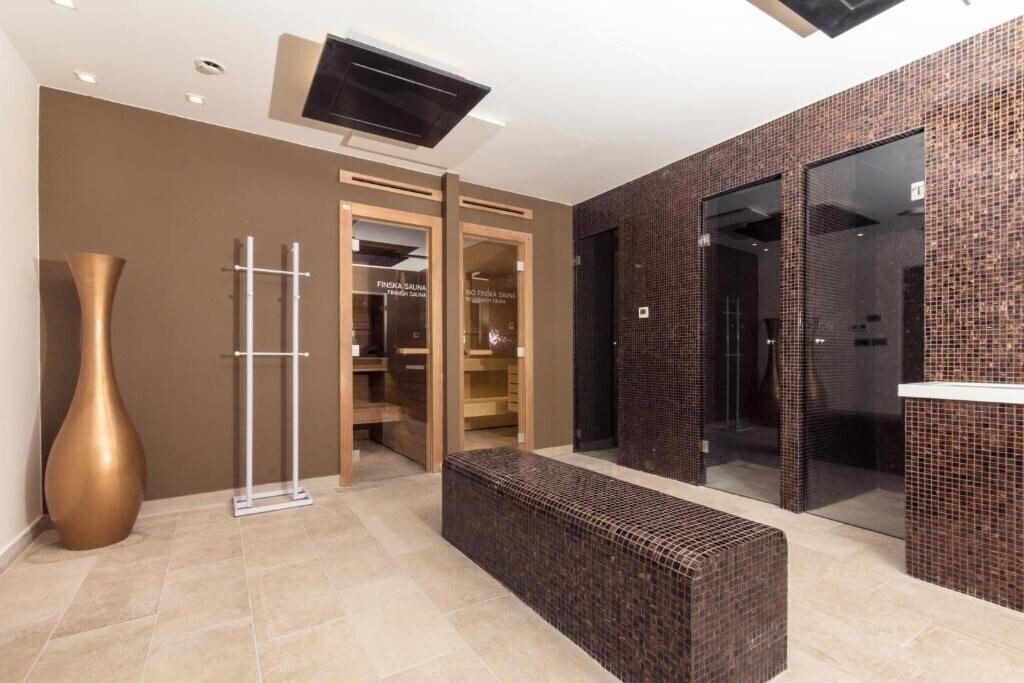 Фото Esplanade 3*