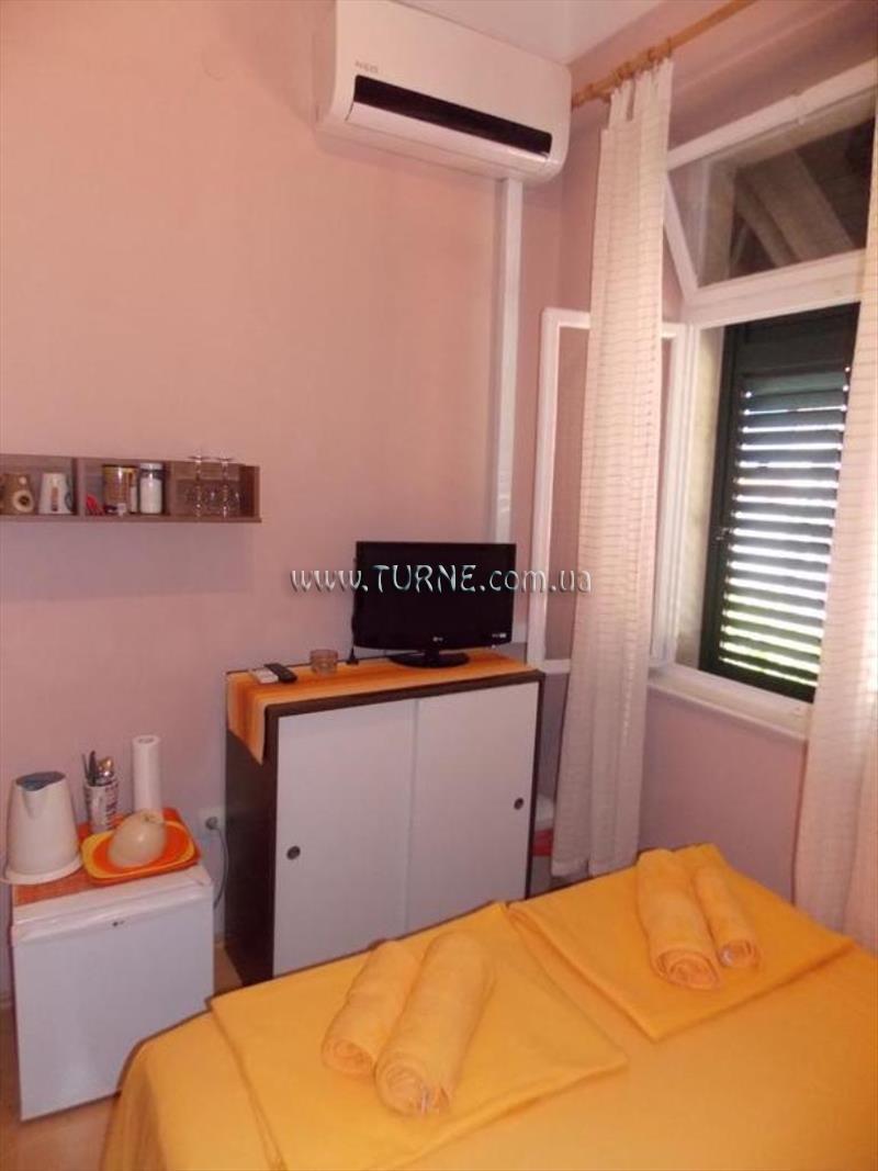 Отель Rooms Matea 1*