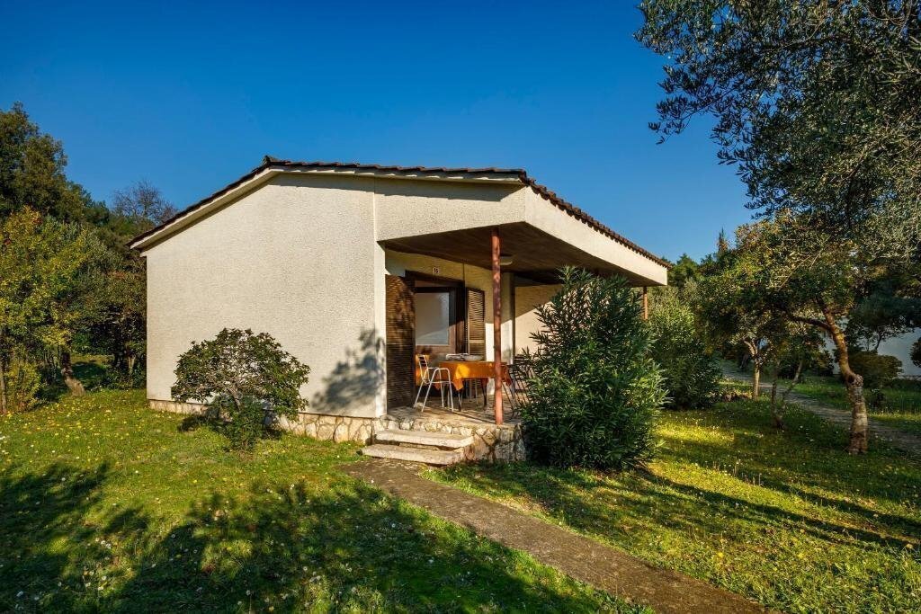 Отель Helios Sunny Apt By Valamar 2*