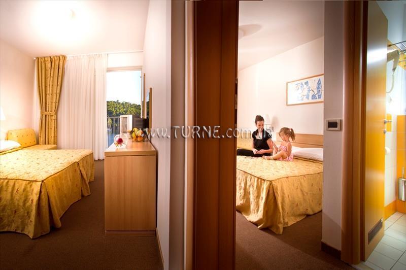 Отель Aminess Lume Hotel (ex. Feral Hotel) 4*