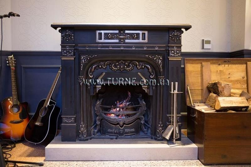 Отель Continental 3*