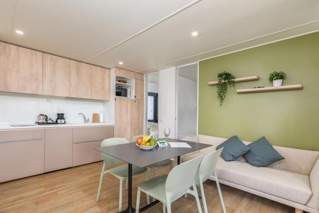 Фото Arena Indije Mobilheime 2*