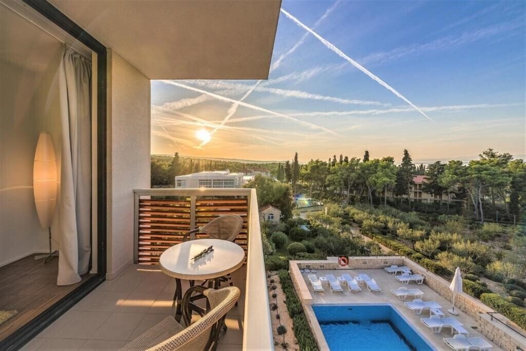 Отель Labranda Velaris Resort (ex. Velaris - Amor & Vela Luka) 4*