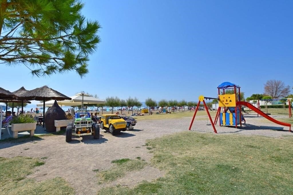 Картинка App Ivanka Omis 3*