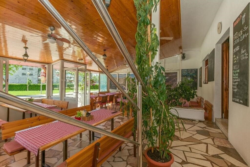 Изображение App Mate 3*