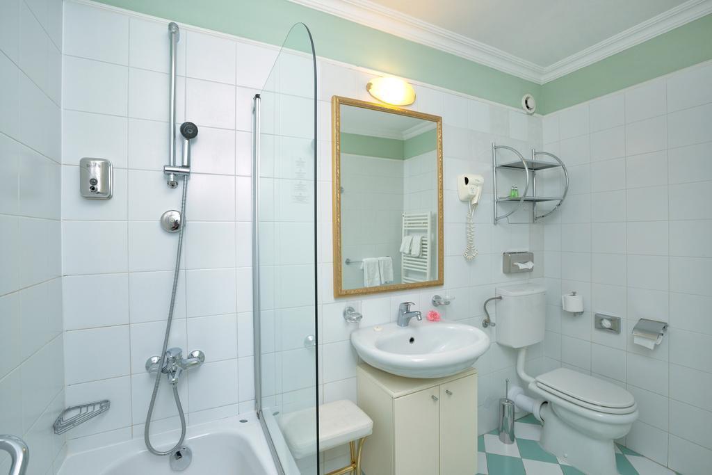 Фотография Grand Hotel Opatijska Cvijeta 4*