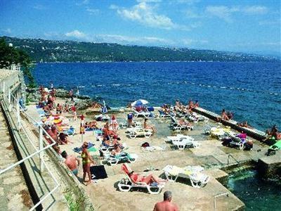 Картинка Belvedere 2*