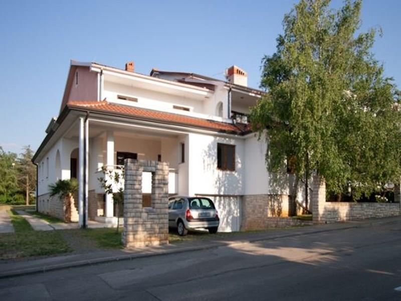 Отель Fiskus Private Apartment 3*