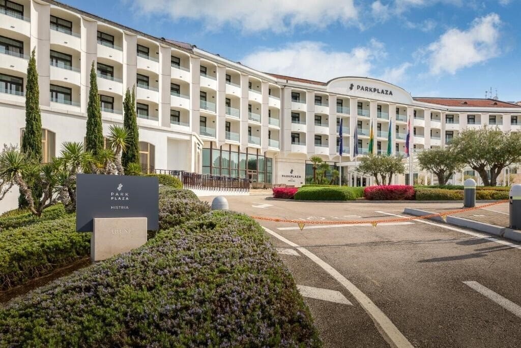 Отель Park Plaza Histria Pula 4*
