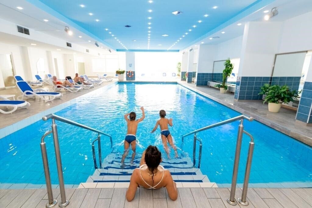 Изображение Oliva 3*