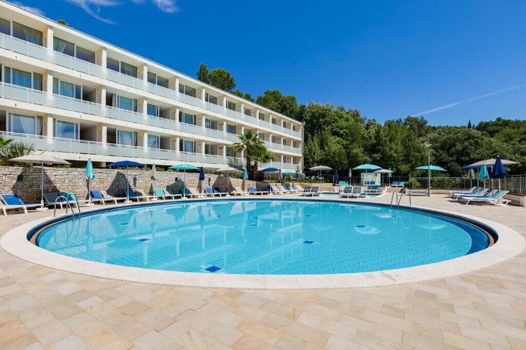 Отель Rabac Sunny Hotel & Residence (ex. Allegro/Miramar Sunny Hotel By Valamar) 3*
