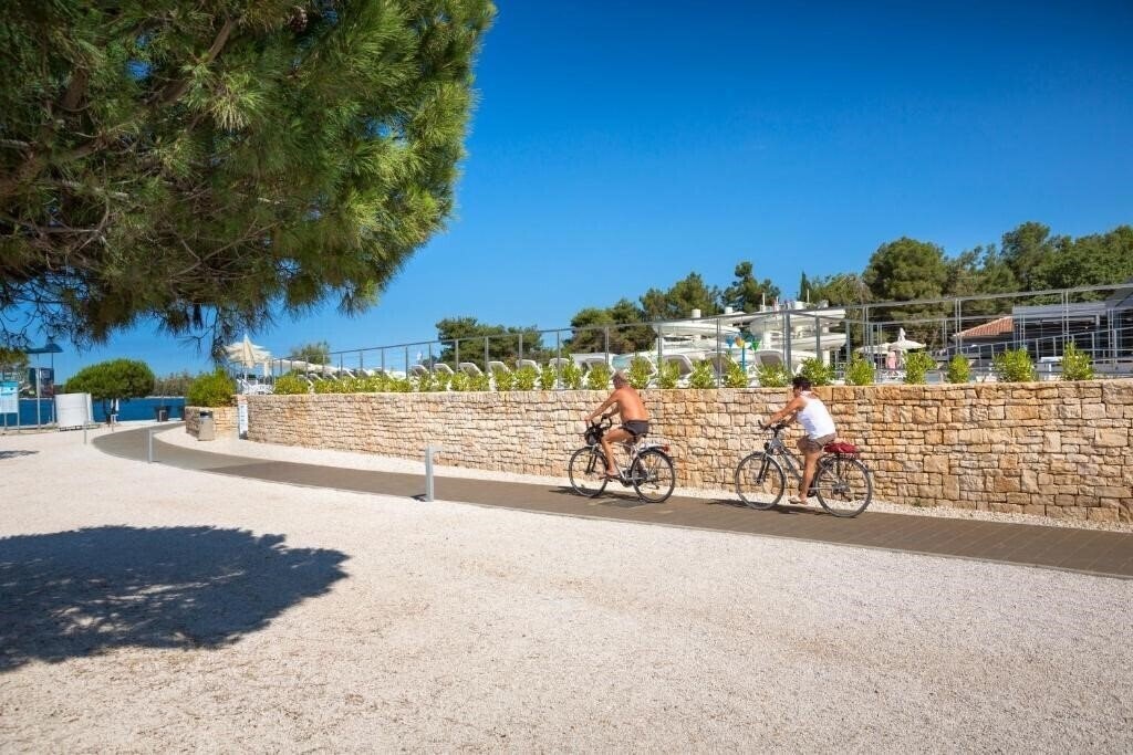 Изображение Resort Villa Rubin Apartments 3*