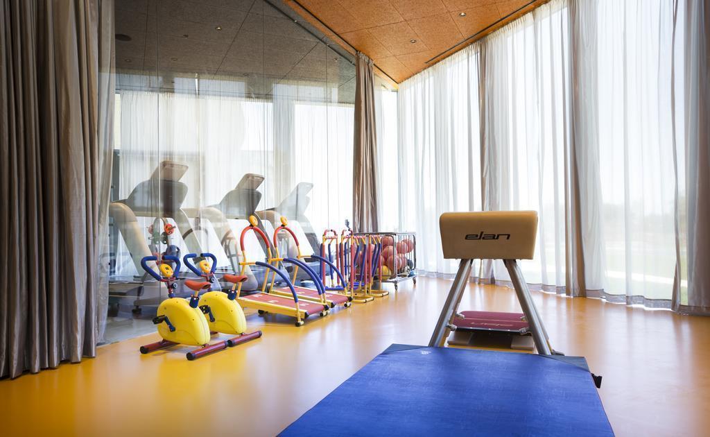 Фотография Family Hotel Amarin 4*