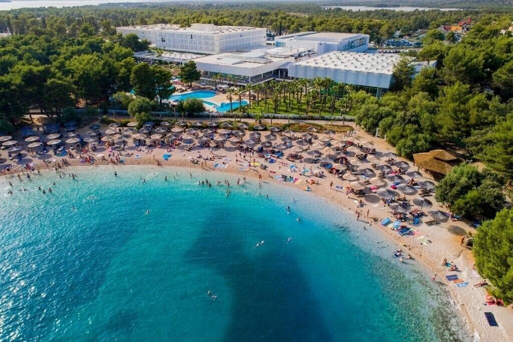 Отель Amadria Park Ivan (ex. Solaris Beach Ivan) 4*