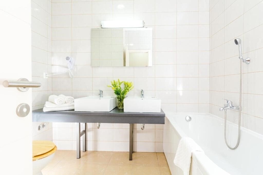 Фотография Split Inn 3*